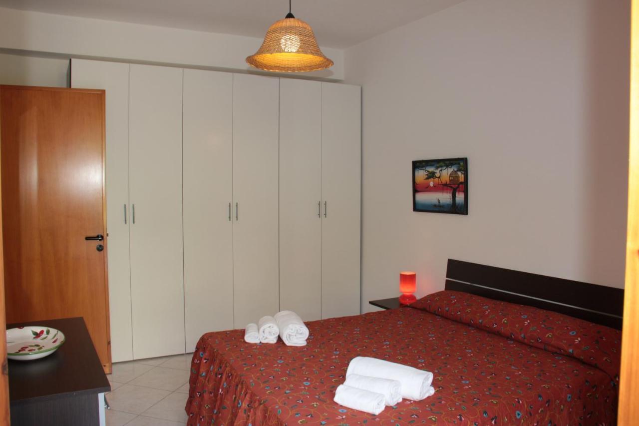 Residence L'Uliveto จอโยซามาเรอา ภายนอก รูปภาพ